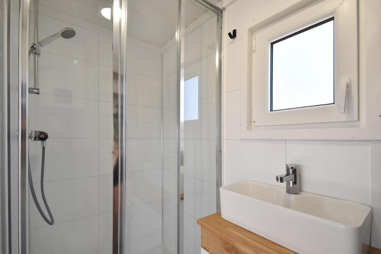 Dadaj Park - Tiny House Villa Biskupiec  Luaran gambar